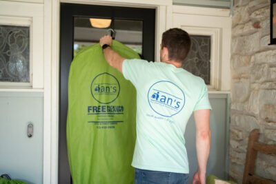 Ian's Dry Cleaning and Laundry Service